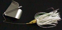 buzzbait3.jpg (7415 bytes)